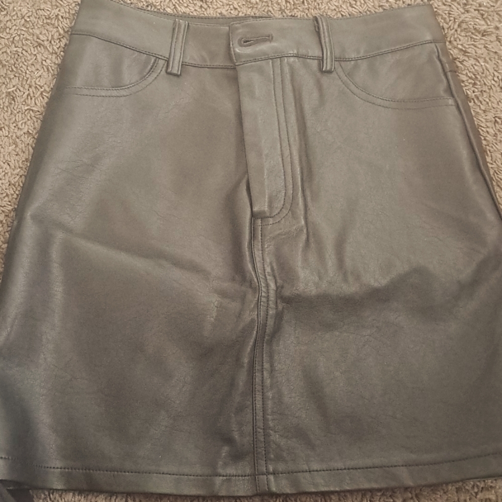 Black Short Skirt